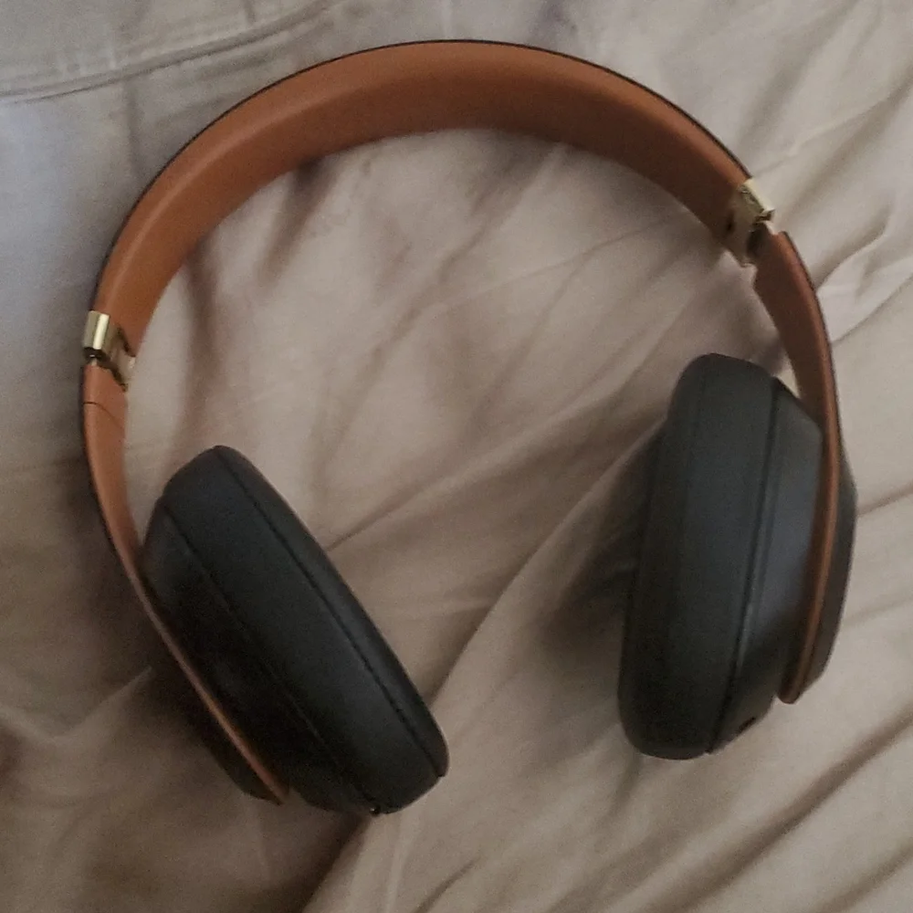 Studio beats 3 - Picture 1 of 2